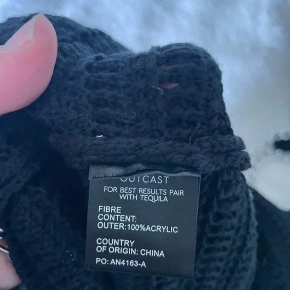 Rosewood Black Chain Detail Dress - Picture 13 of 13